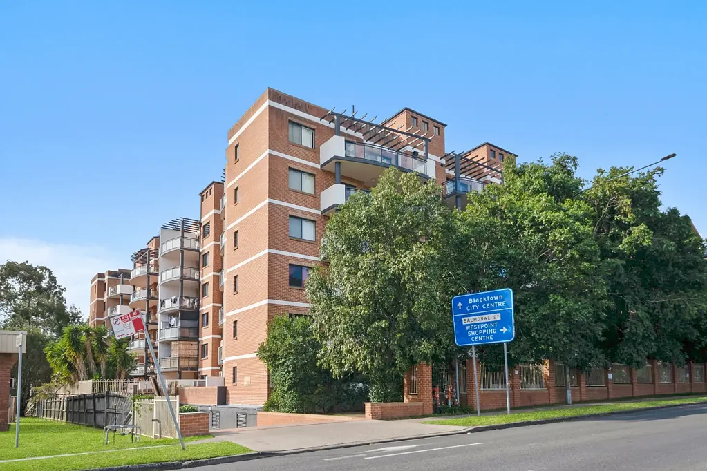 Blacktown 2房 无与伦比的地理位置！ Unbeatable Location!