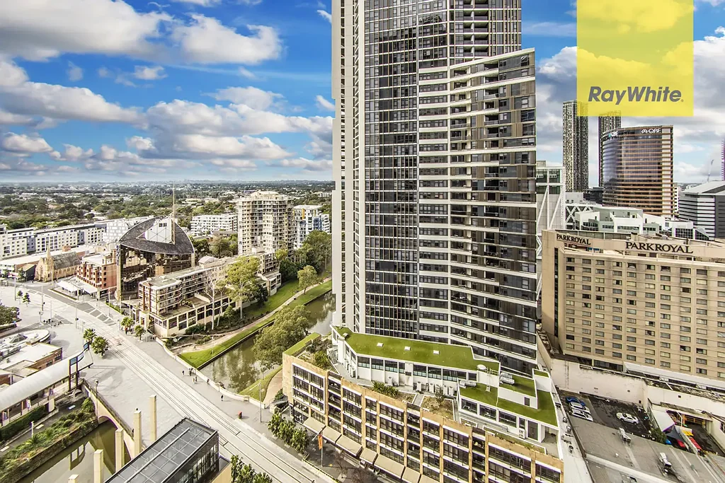 Stylish There-Bedroom Apartment in the Heart of Parramatta