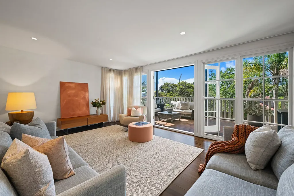 Drummoyne 4غرفة نوم Federation Home with Pool, Views and Family Appeal