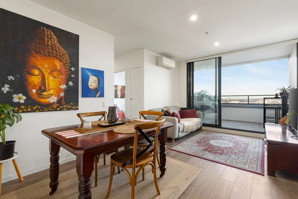 Footscray 3ห้องนอน Vibrant lifestyle enhanced by stunning city views