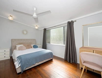 19 Lothair Street, Pimlico, QLD 4812, 4房, 1浴, House
