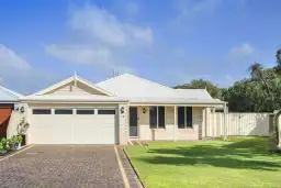 2 Beachfields Drive, Broadwater