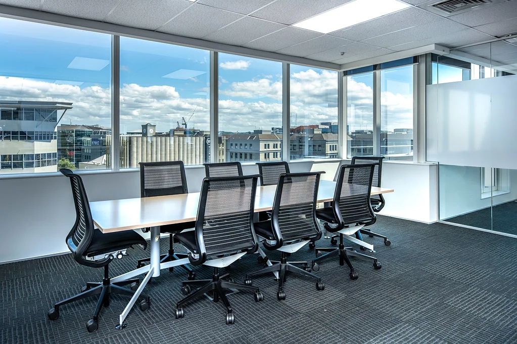 Auckland Central Standalone central office on a budget