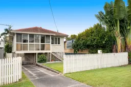 56 Gray Street, Carina