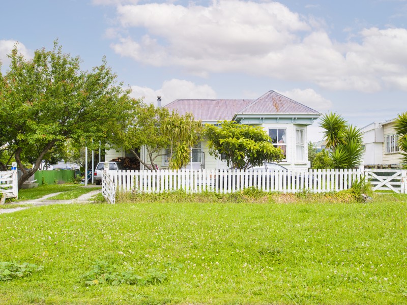 7 Cemetery Road, Patutahi, Gisborne, 4 ਕਮਰੇ, 0 ਬਾਥਰੂਮ