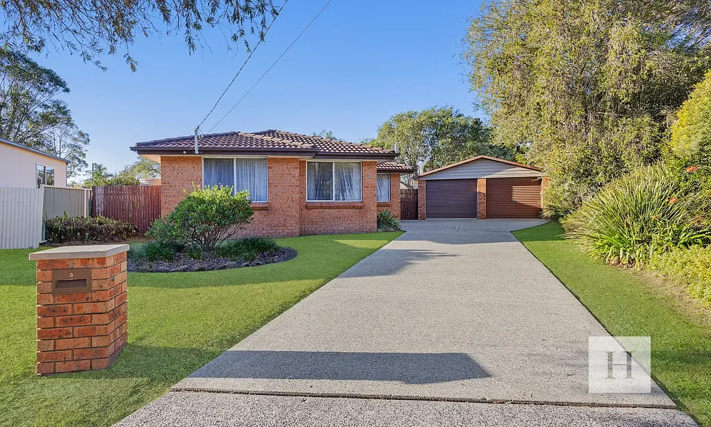 3 Tyaran Close, Buff Point, NSW 2262