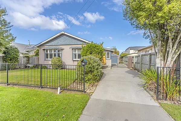 Saint Albans 3房  Charming Character Home in St Albans