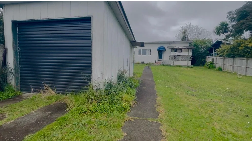 AVONDALE, 2 BEDROOMS