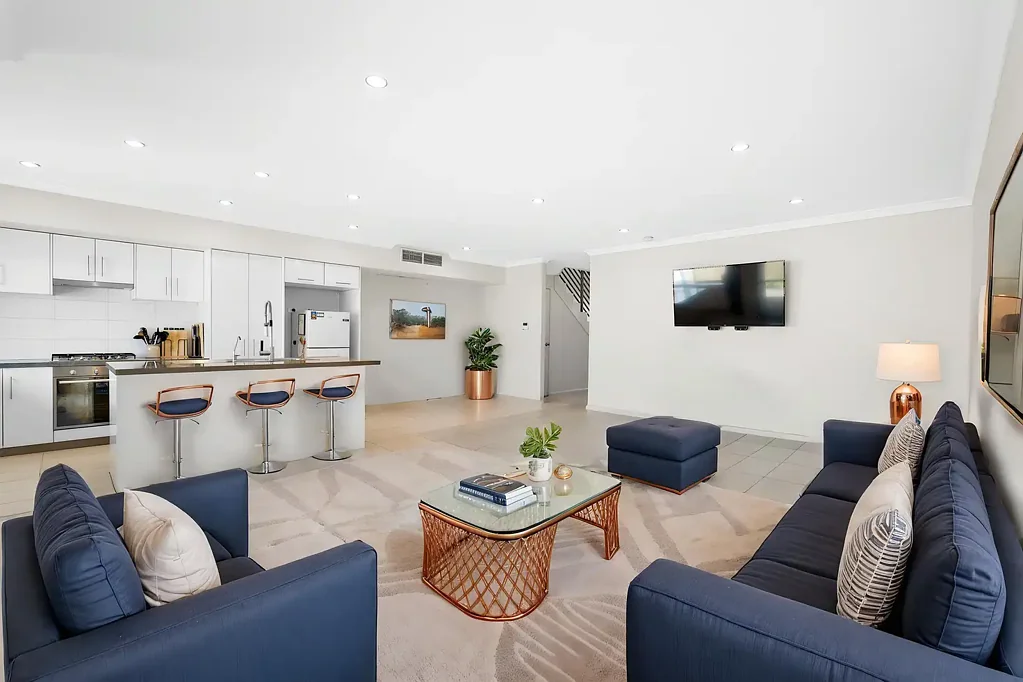 Forrestfield 3ห้องนอน Comfortable Two-Storey Living in a Secure Gated Setting