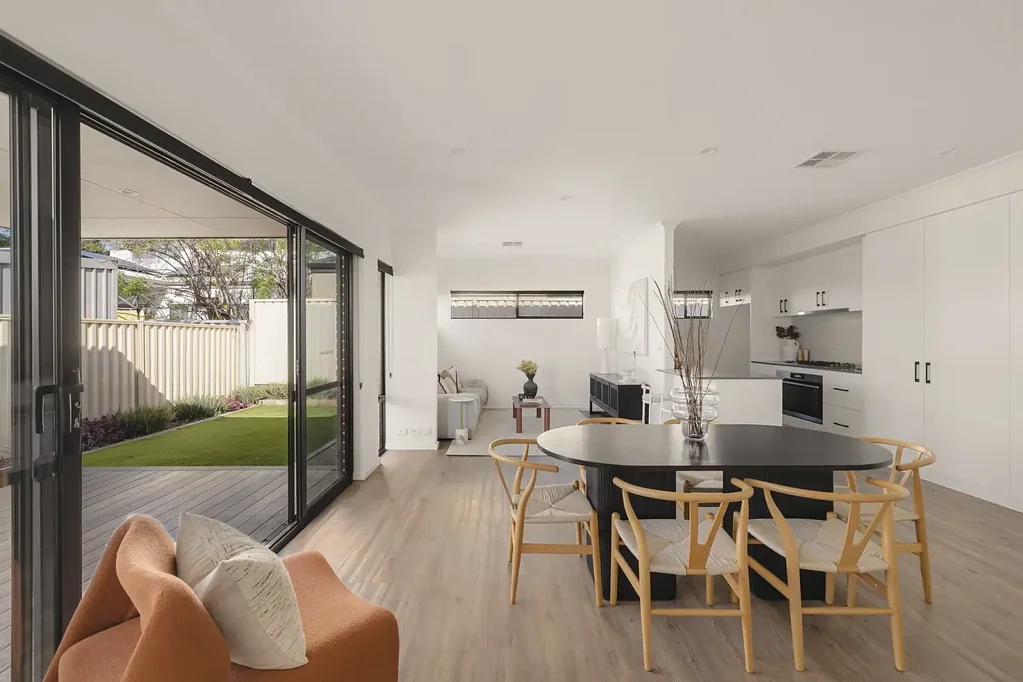 Bayswater 3Kwarto DISTINCTLY DESIGNED