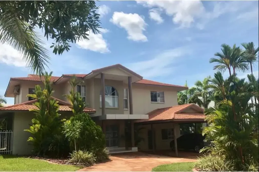 BE AMAZED! FOUR BEDROOMS, TWO LIVING AREAS, THREE BATHROOMS AND A POOL!