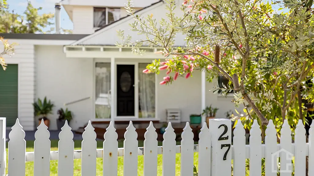 Blaxland 4ਬੈੱਡਰੂਮ Room to Grow, Bushland to Enjoy - Open Home, Saturday the 10th of October 2:00pm - 2:20pm.