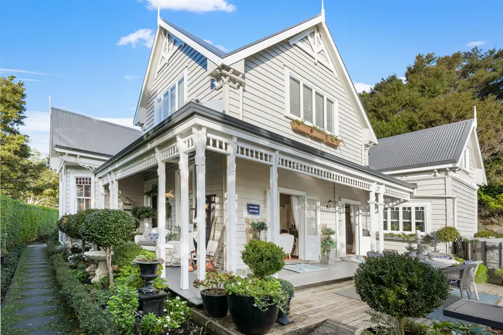 Puhoi Magnificent Villa or French Chateau?