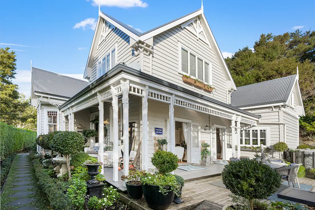 Puhoi Magnificent Villa or French Chateau?