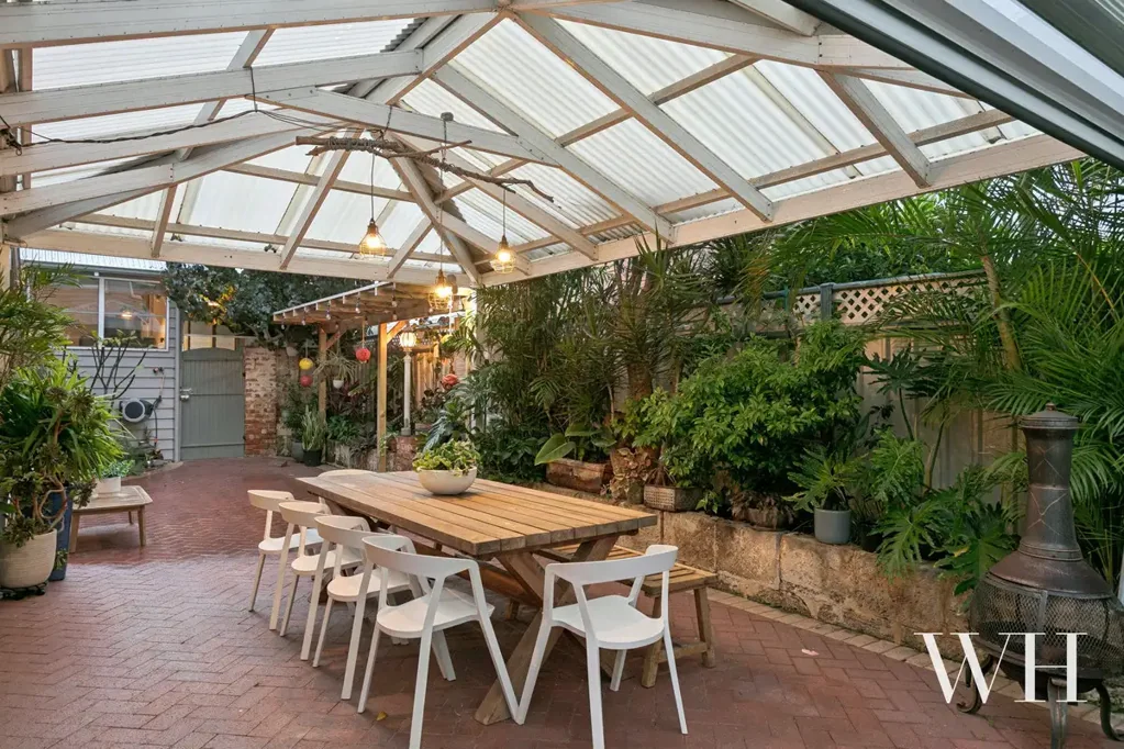 East Fremantle 4ਬੈੱਡਰੂਮ Prized Plympton Ward: Personality, Character & Charm