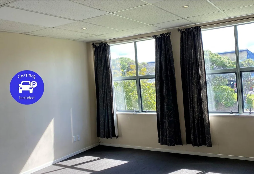 Spacious One Bedroom Apartment On Cook St