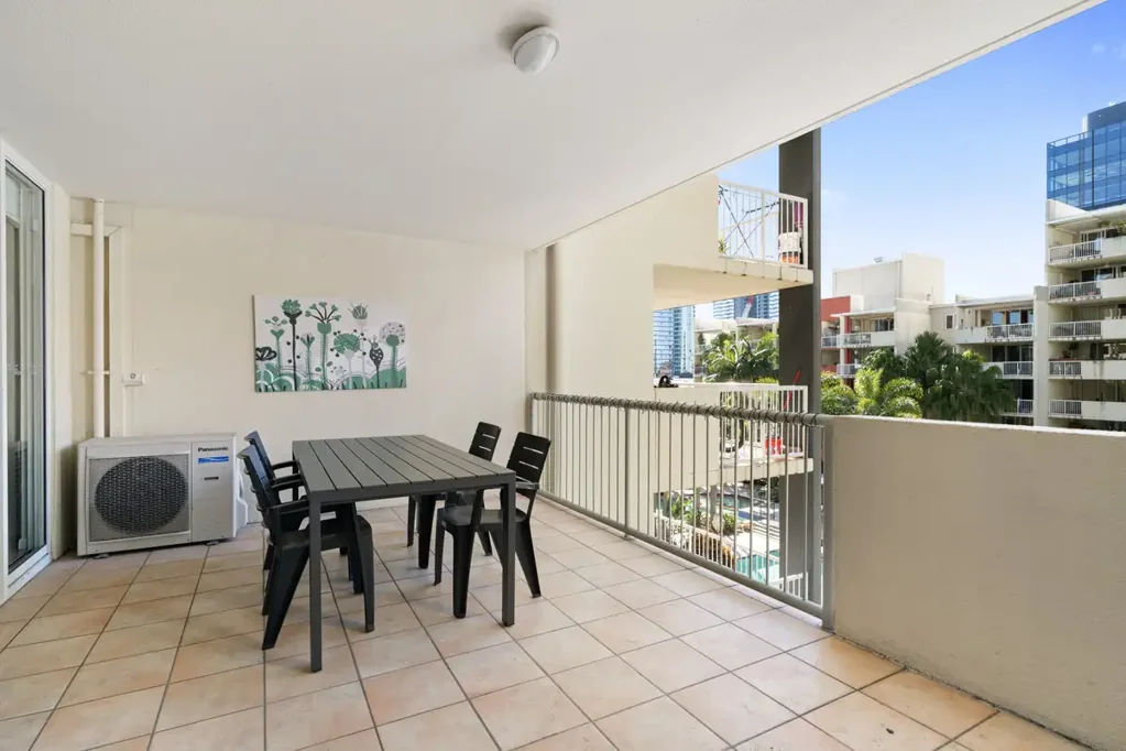 Fortitude Valley 2房 优越地段，丰厚回报，未来潜力无限 Prime Position, Proven Returns & Future Potential