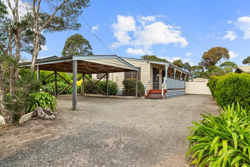 13 Ti Tree Drive, Cowes, VIC 3922
