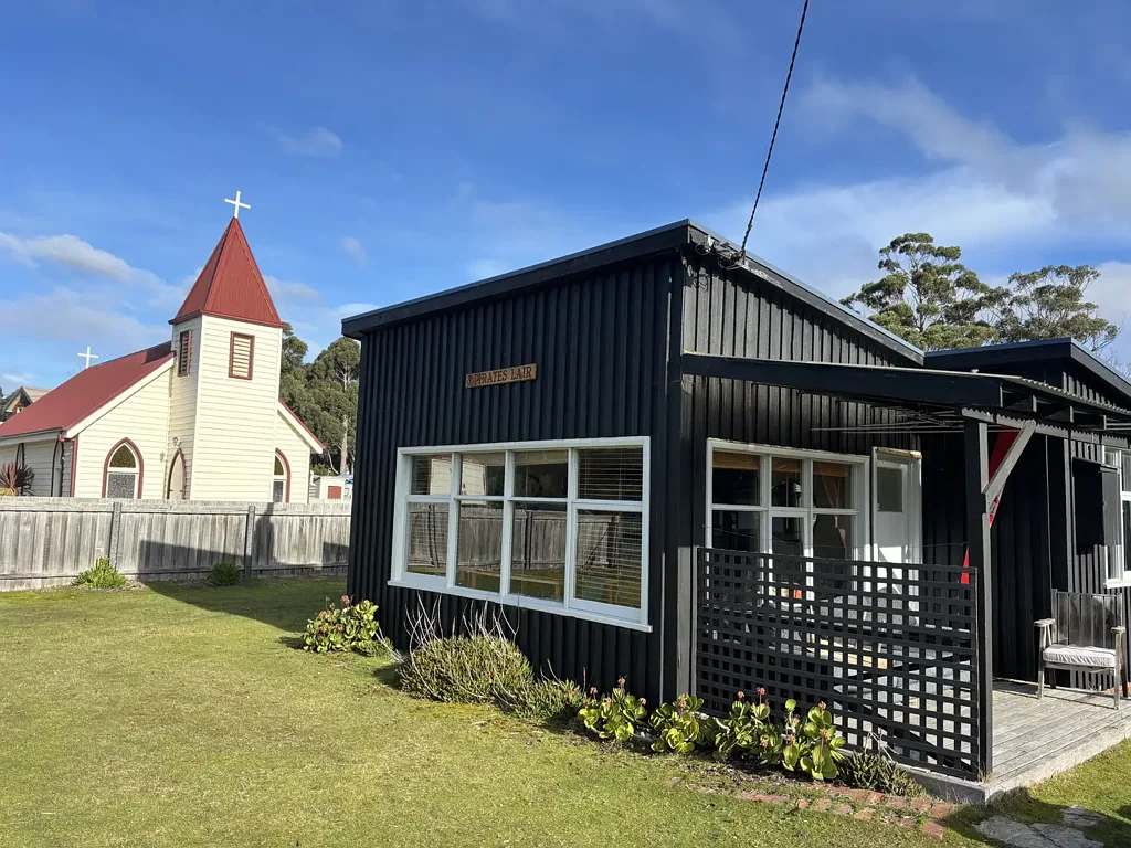 Adventure Bay 2 Bedroom Character Beach Holiday House across the road from Adventure Bay Beach