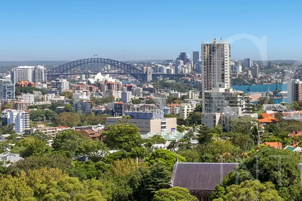 Spacious 1-Bedroom Apartment with Panoramic Views