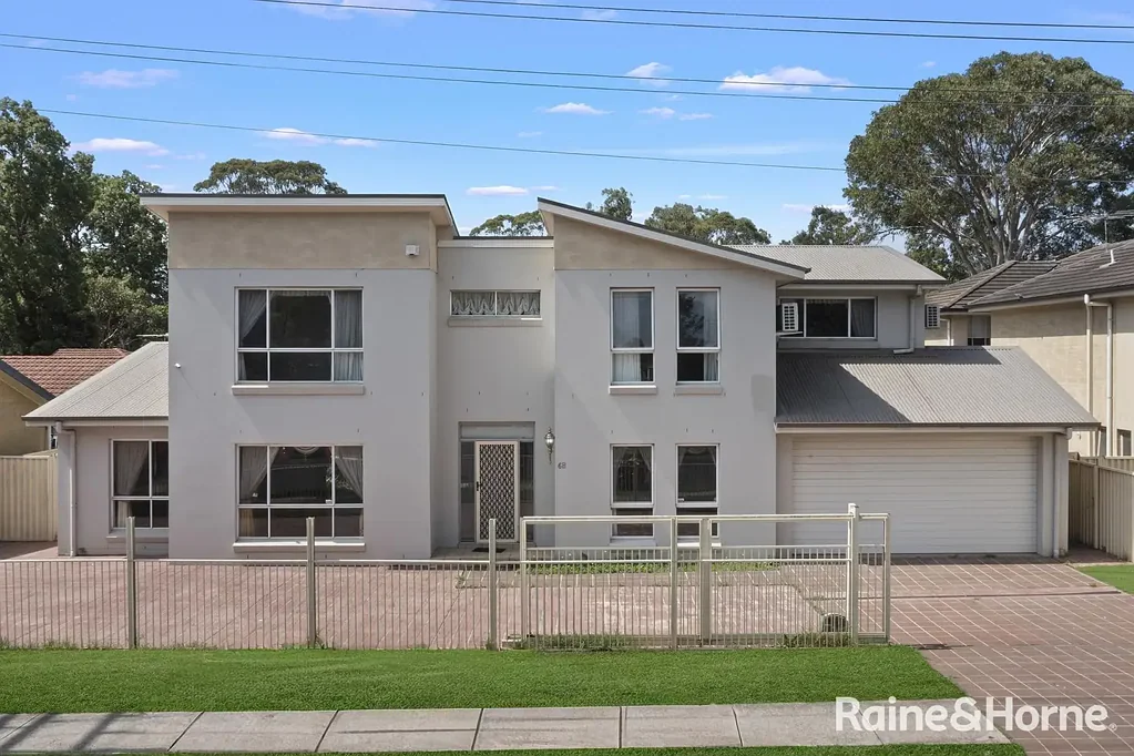 6B Cambridge Street, Ingleburn, NSW 2565