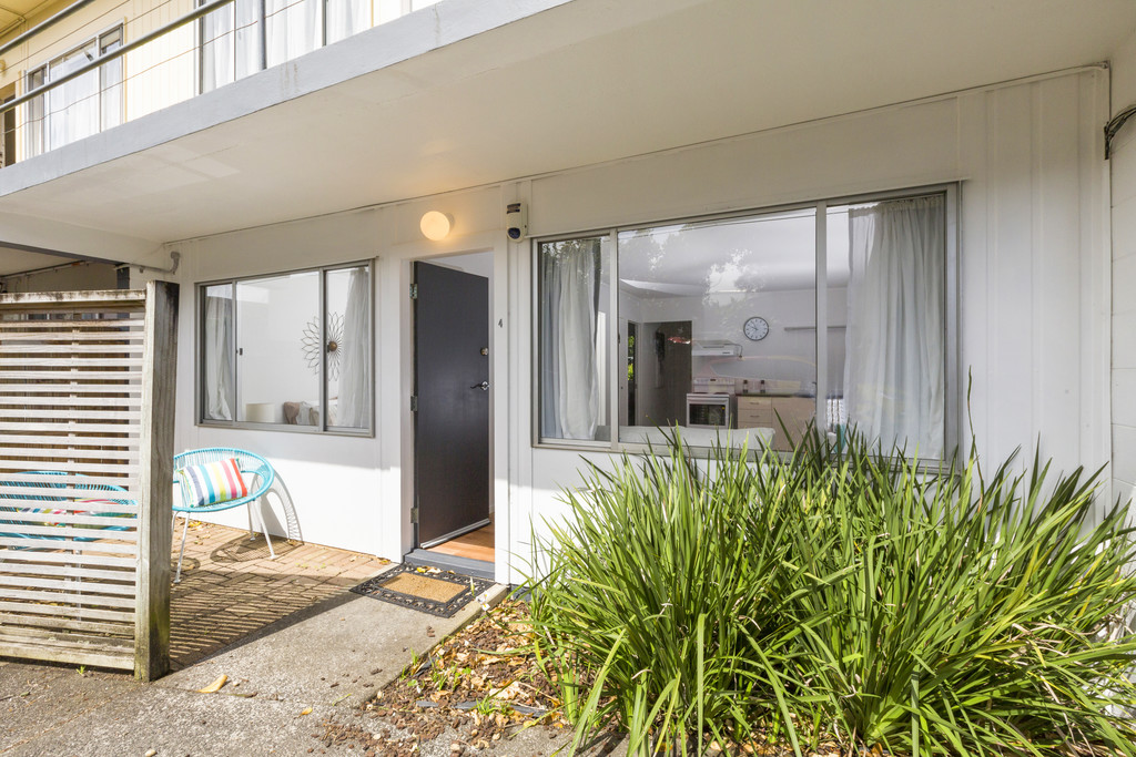 4/10a Arabi Street, Sandringham