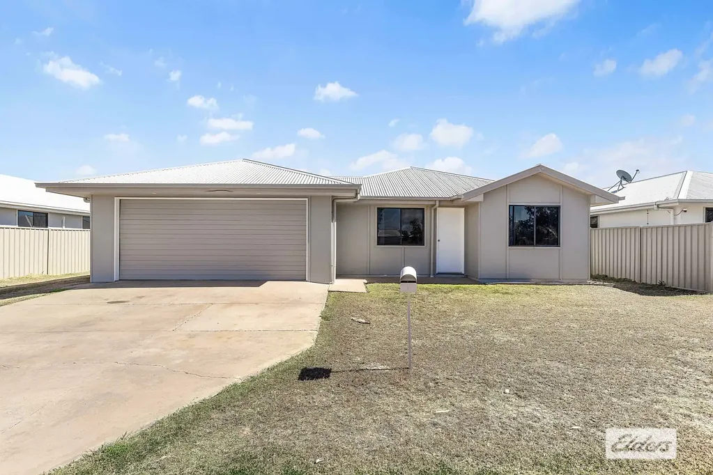 15 Lauren Drive, Emerald, QLD 4720