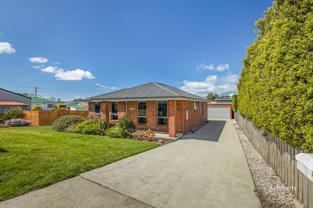 1 Berkshire Parade, Penguin, TAS 7316