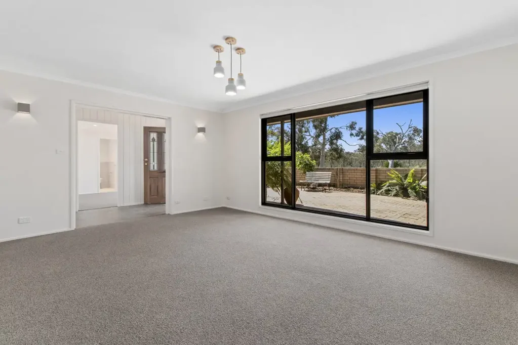 Spacious Living with Stunning Views & Modern Finishes