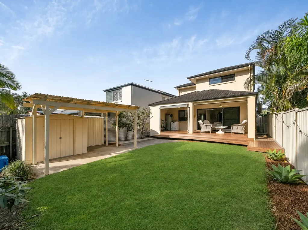 Margate 5房 灵活双居，顶层专属主退隐空间 Flexible Dual-Living with Exclusive Top-Floor Master Retreat