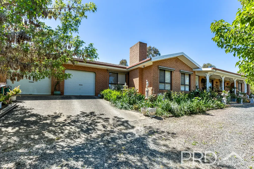 Adelong 4房  Free Flowing Family Home!