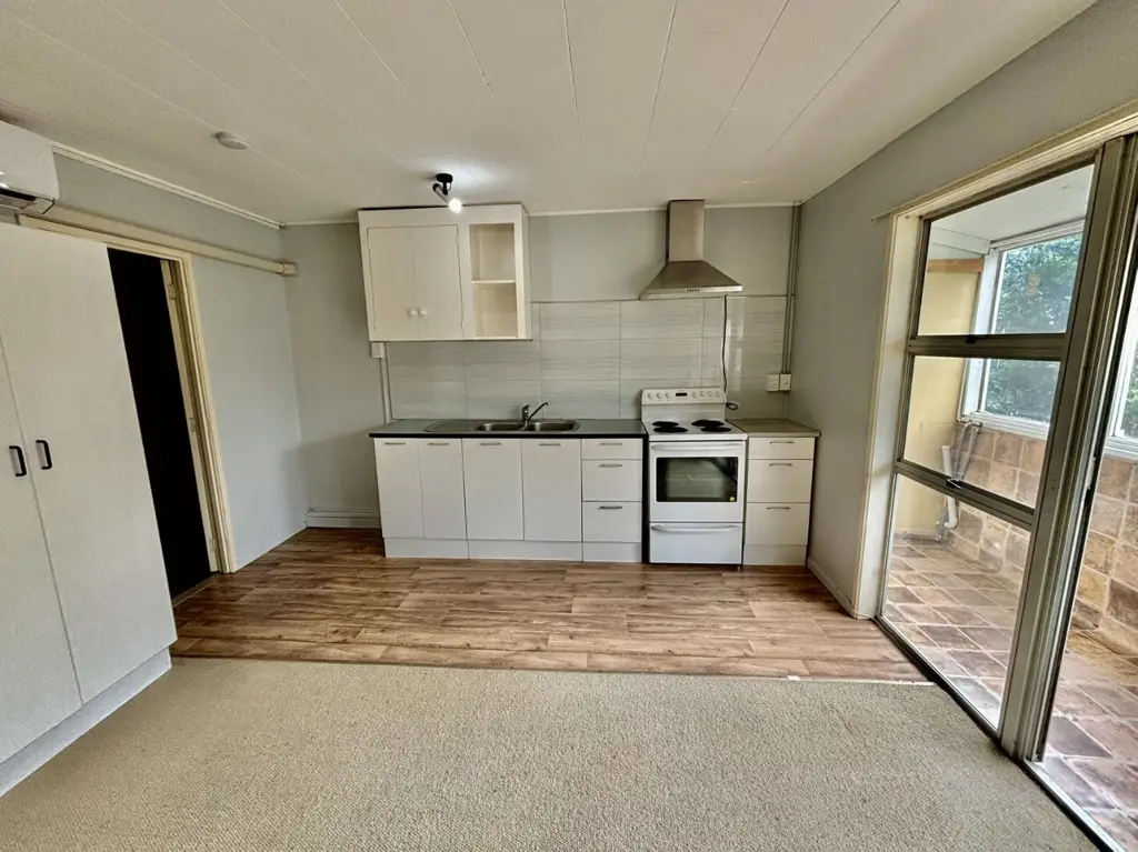 Top location property close to St Luke's Mall