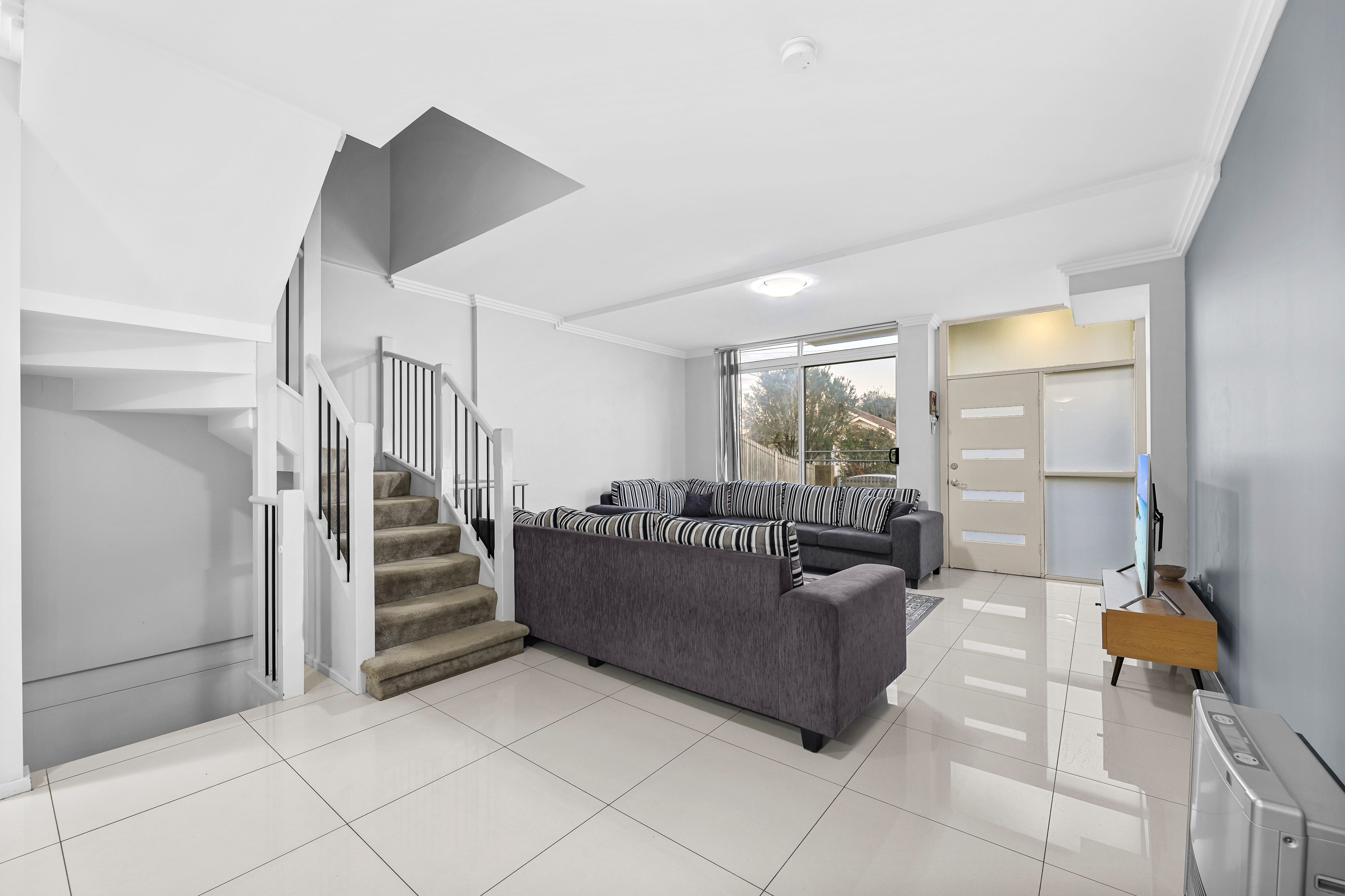 UNIT 4 25-27 HENRY ST, GUILDFORD NSW 2161, 0部屋, 0バスルーム, Townhouse