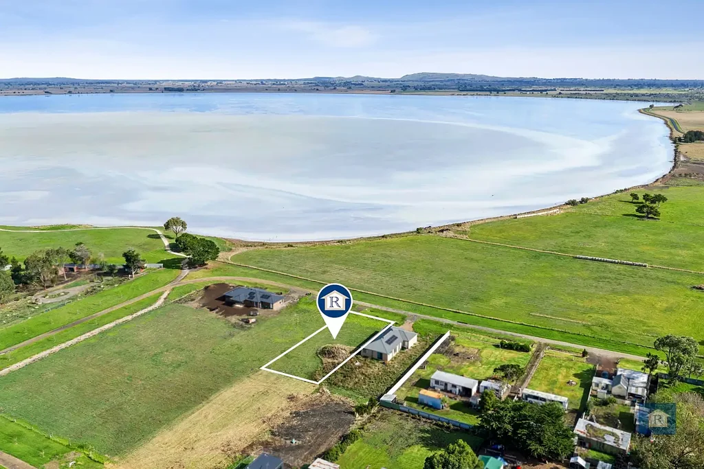 Beeac  Lake Views, Space and Lifestyle...