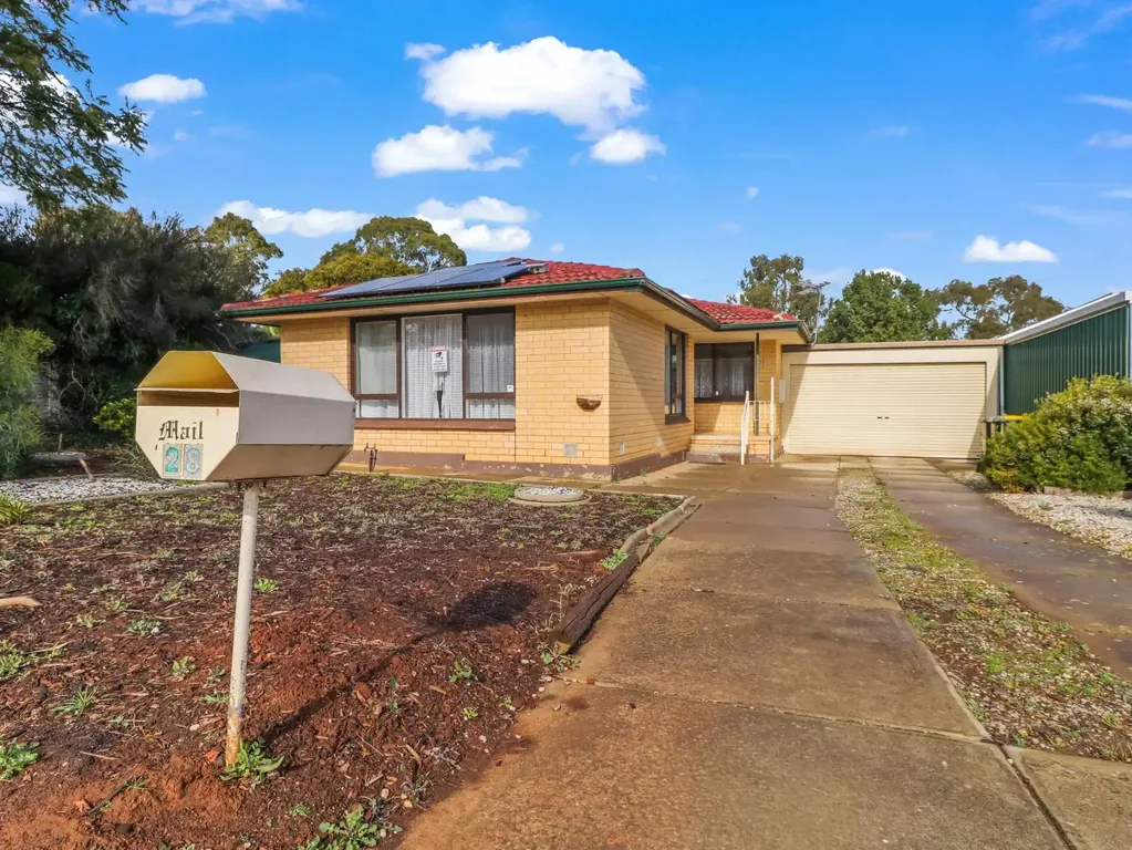 Spacious 3Br with Solar and Garage