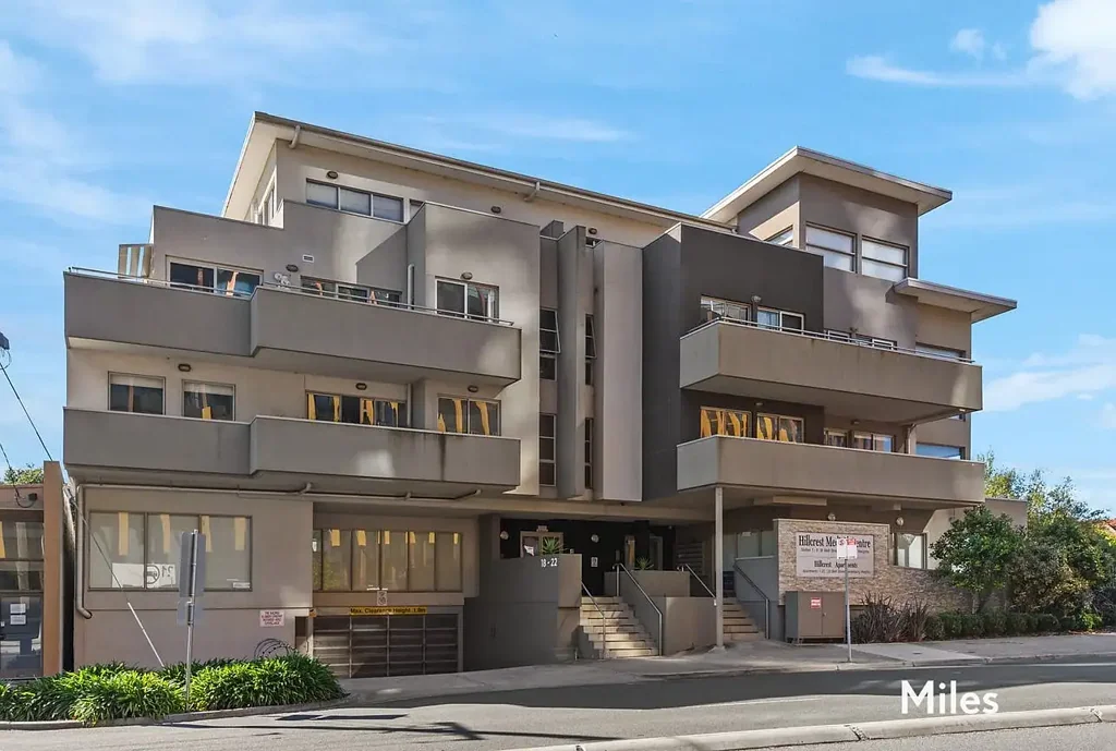 SPACIOUS TWO BEDROOM APARTMENT