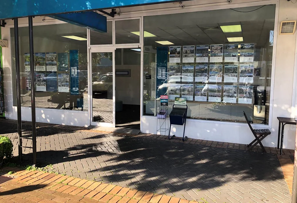 Devonport PRIME RETAIL SHOP IN THE HEART OF DEVONPORT
