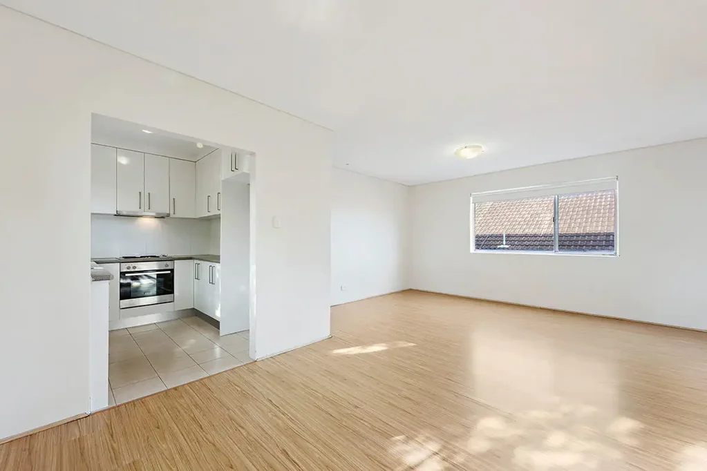 Spacious and Sunlit Three Bedroom Apartment