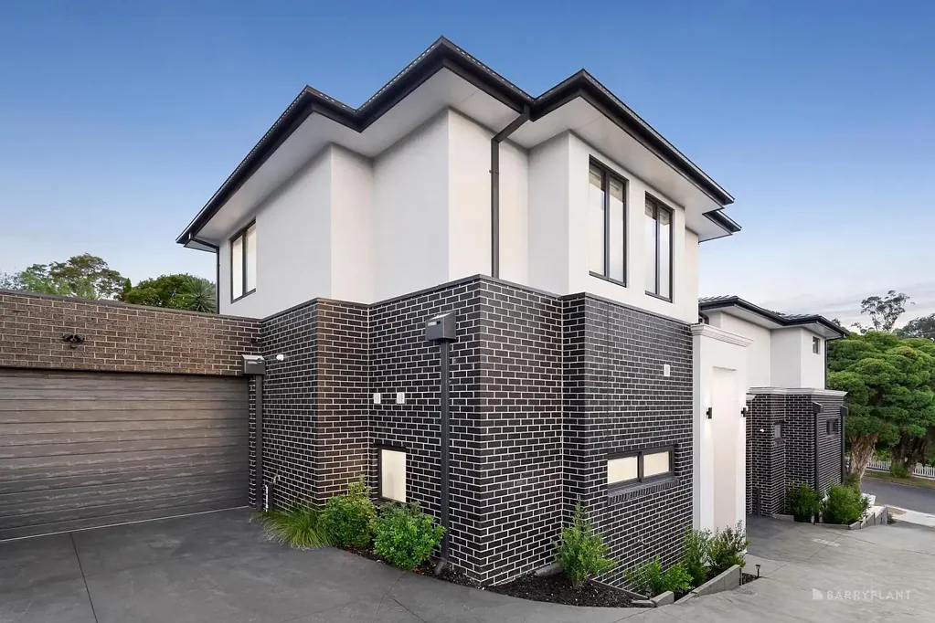 2/13 Jilpanger Road, Donvale, VIC 3111
