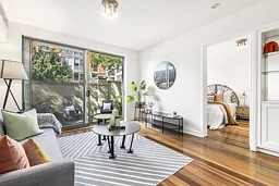 2/274a Domain Road, South Yarra