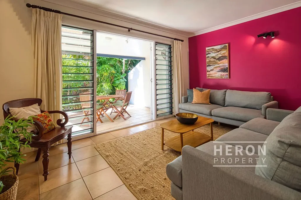 Garden Townhome near the Beach