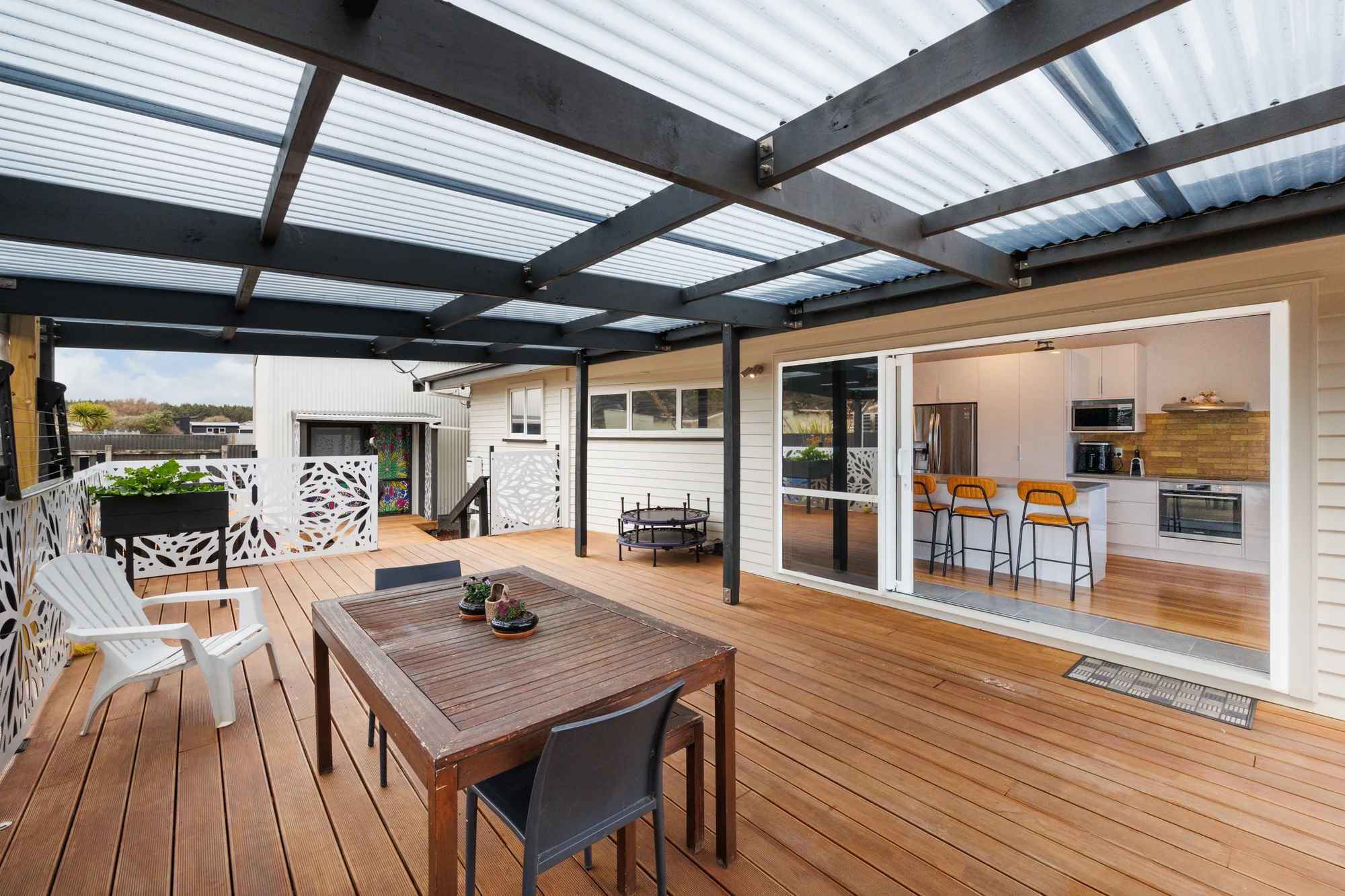 Foxton Beach 3कमरा This one’s as good as new