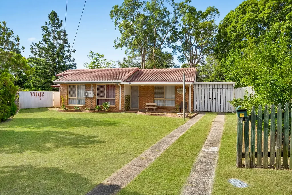 Modern 3 Bedroom Home in Kingston