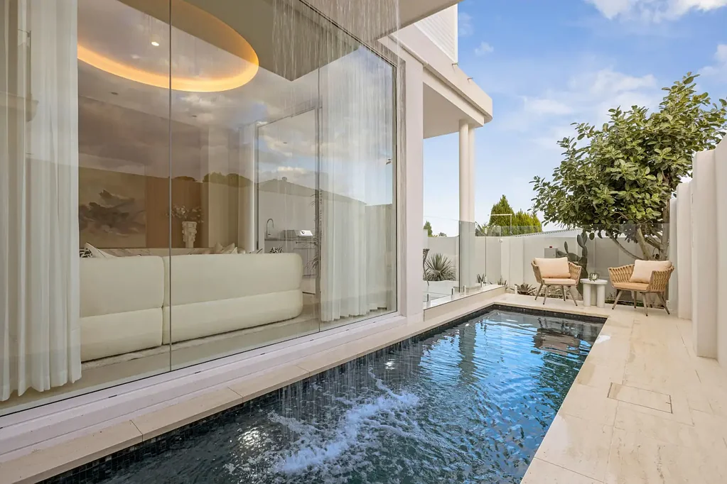 Concord 5部屋 Resort style luxury in a prestige Concord address