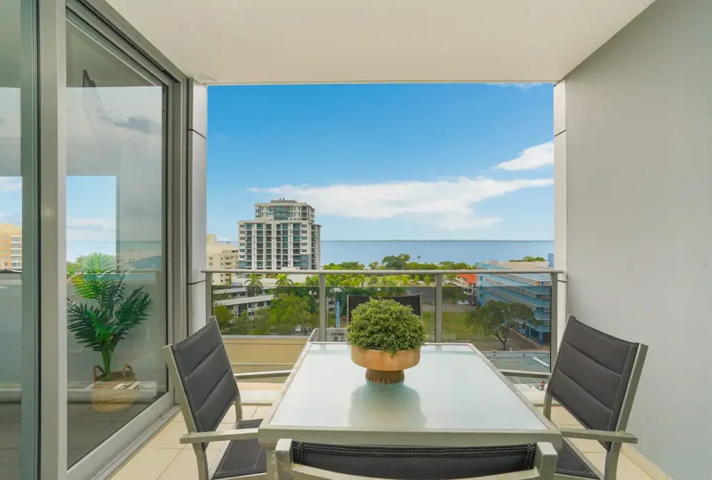 Darwin City 1Kwarto CBD 1-Bed with City Views - High Returns & Airbnb Potential