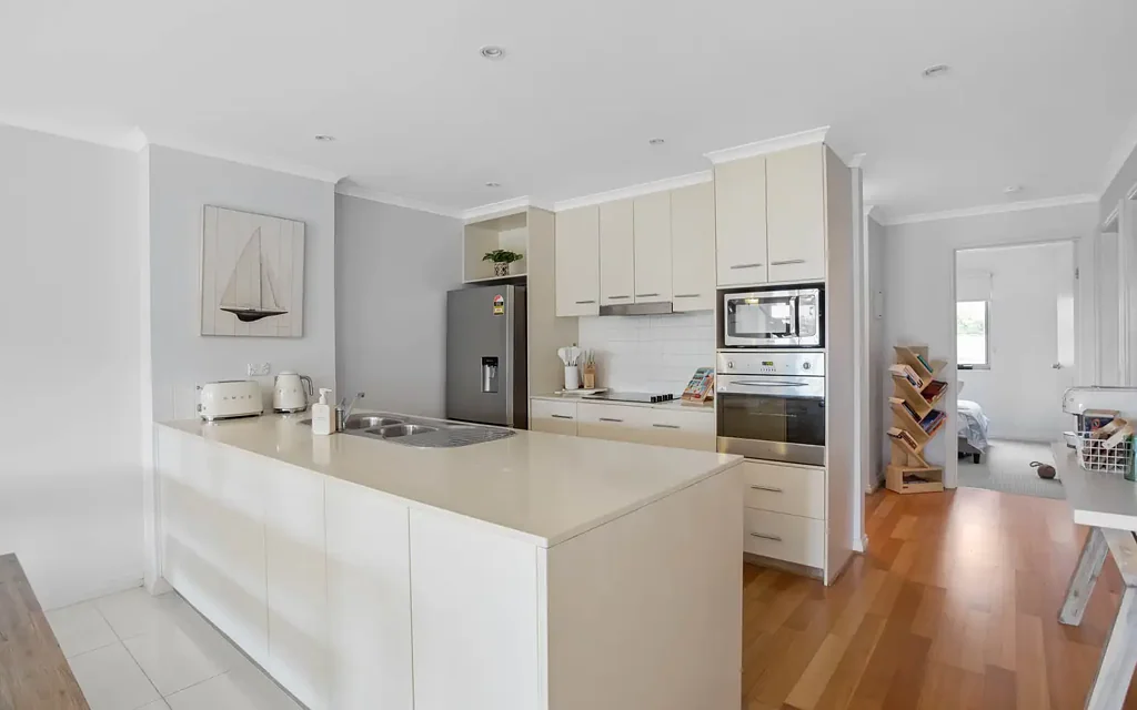 Stylishly Furnished Apartment - Live the Coastal Dream at Encounter Bay