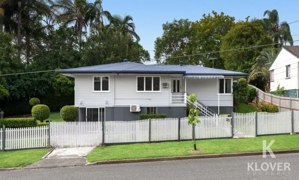 Acacia Ridge 3침실 Serene High-Set Haven with Exceptional Dual-Living Potential
