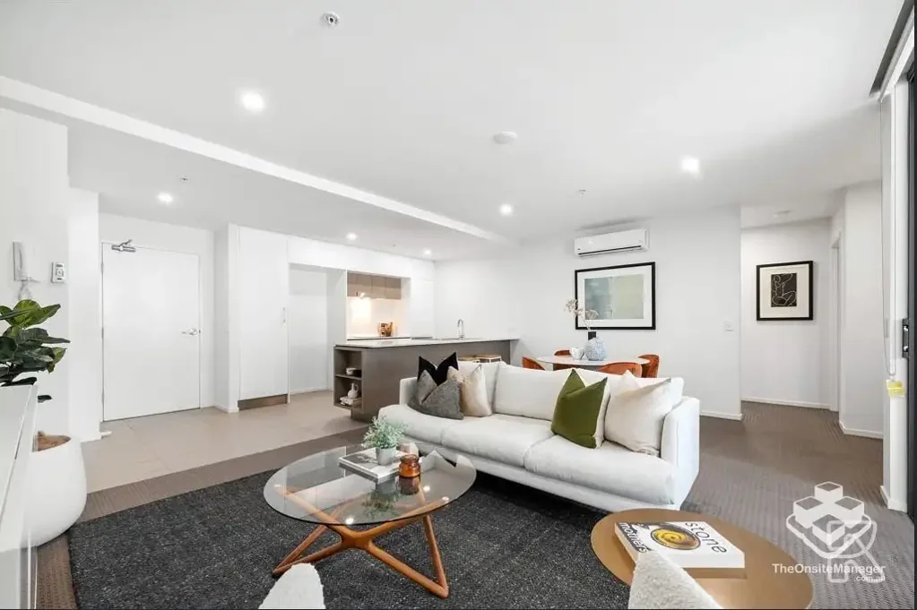 Modern Two-Bedroom Apartment in Prime Inner-City Location