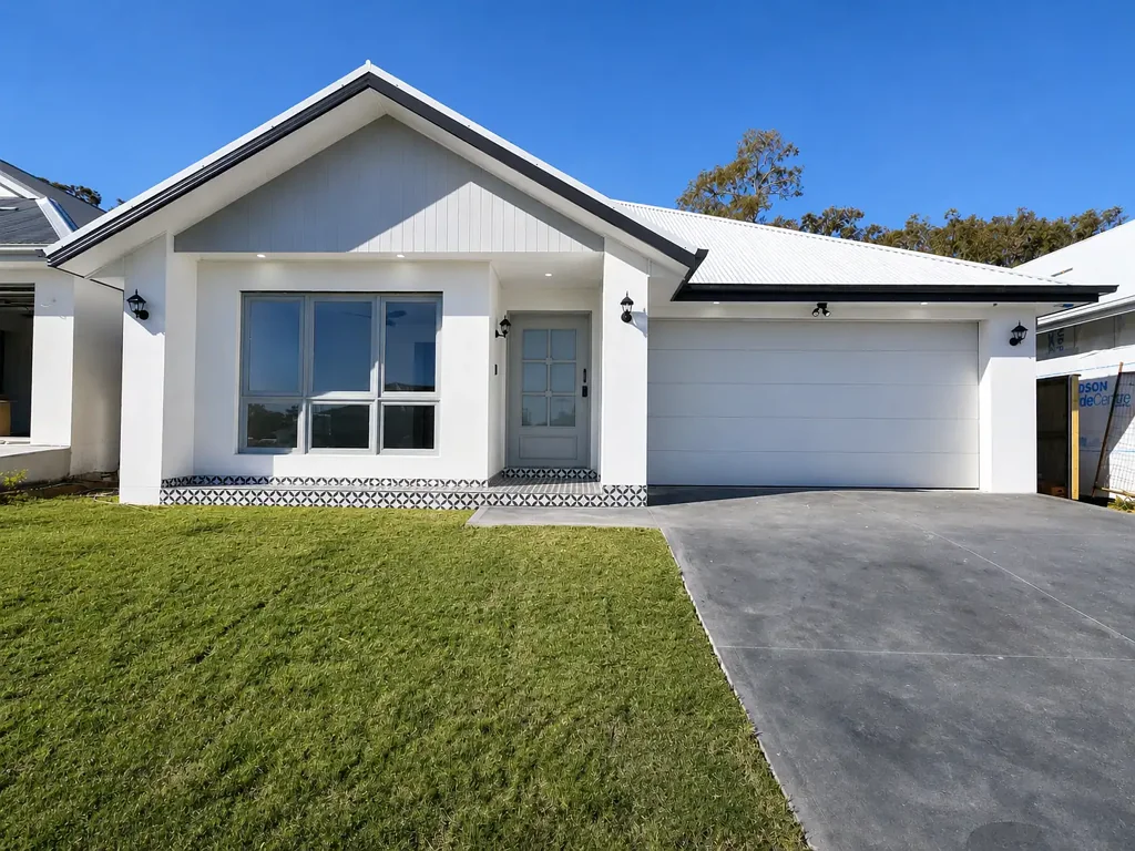 Brand New Luxury Family Home with Outdoor Kitchen | Premium Living in Menangle