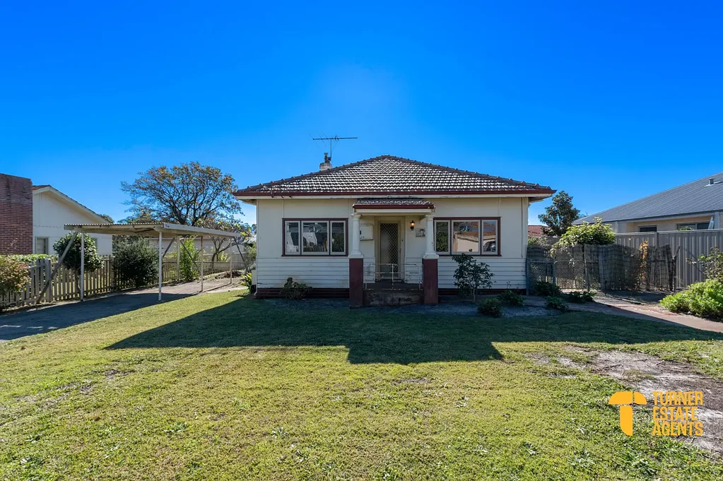 Alfred Cove 2Zimmer Opportunity on 1,012sqm of Prestigious Alfred Cove Land.